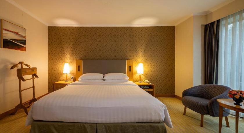 Image of Executive Flat Suite 4