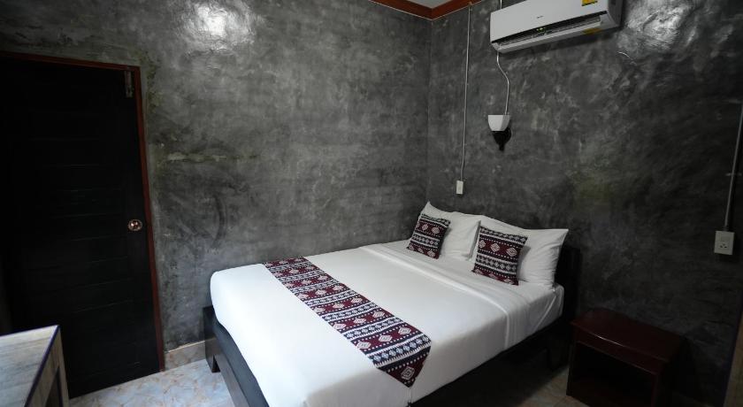 Image of Family Room with Terrace 0
