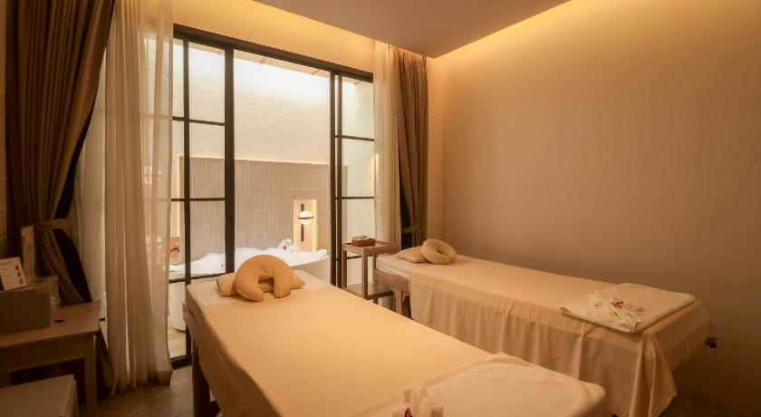 Image of Montraj Club Deluxe 17