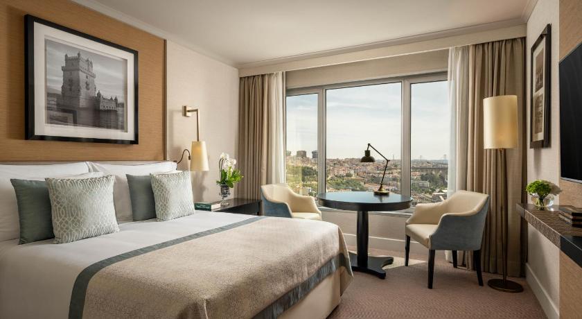Image of Deluxe Double Room with Panoramic View 0