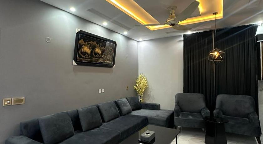 WK Suites - image 2