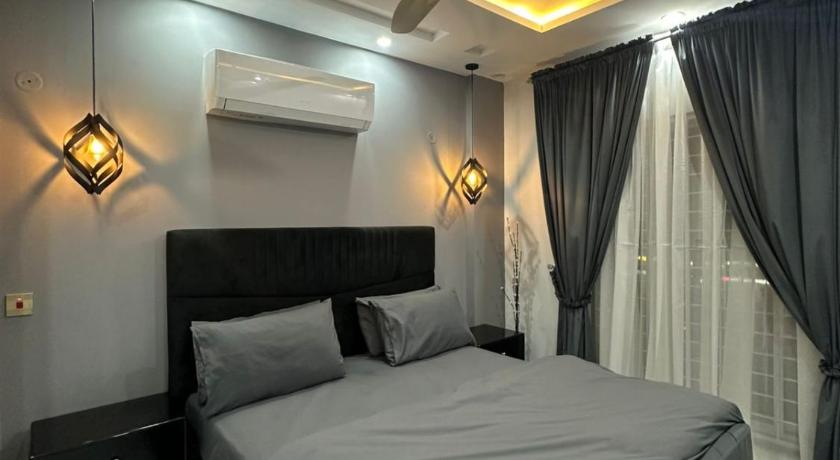 WK Suites - image 12