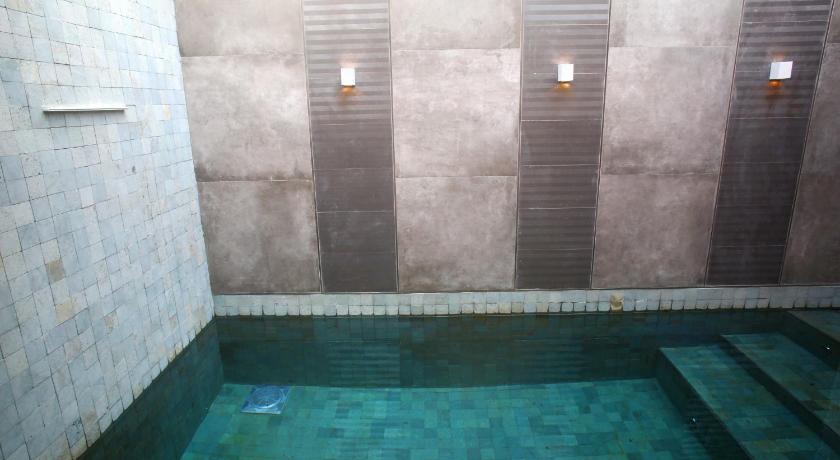 Image of Suite with Private Pool 4
