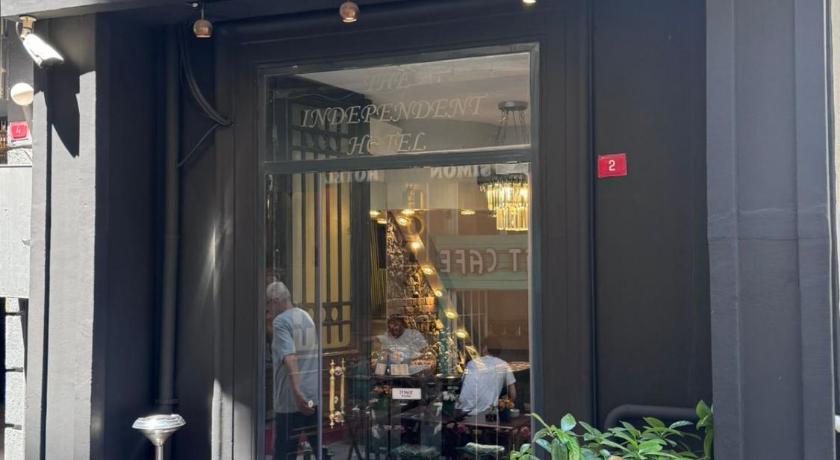 The İndependent Hotel - image 10