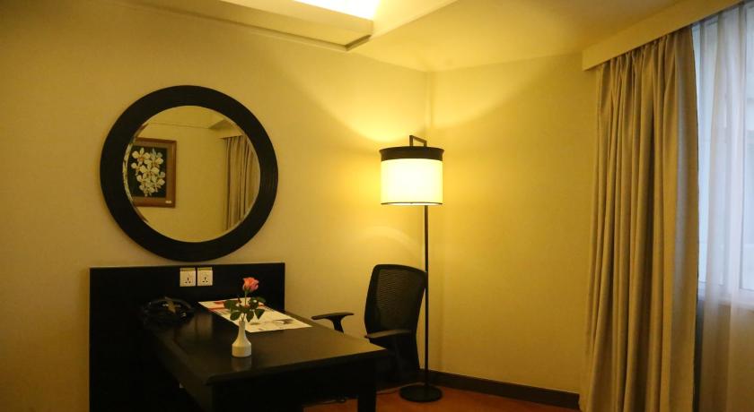 Image of Premier Double or Twin Room 11