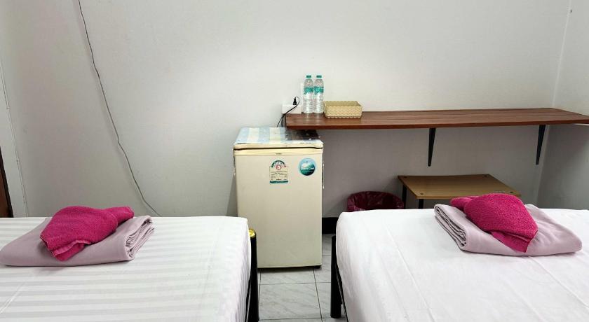 Image of Standard Twin 6