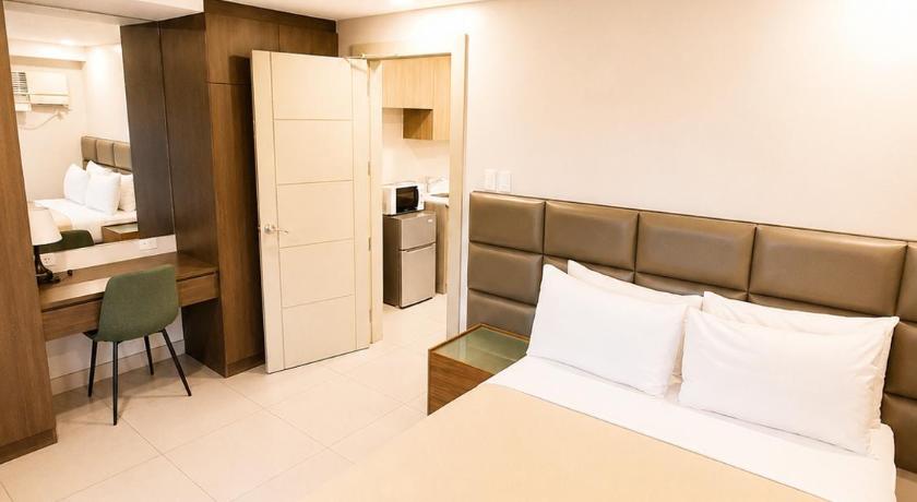 Milton Hotel Makati – Manila, Metro Manila, NY