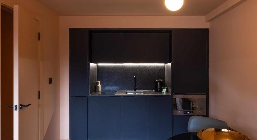 Image of Signature Suite 1