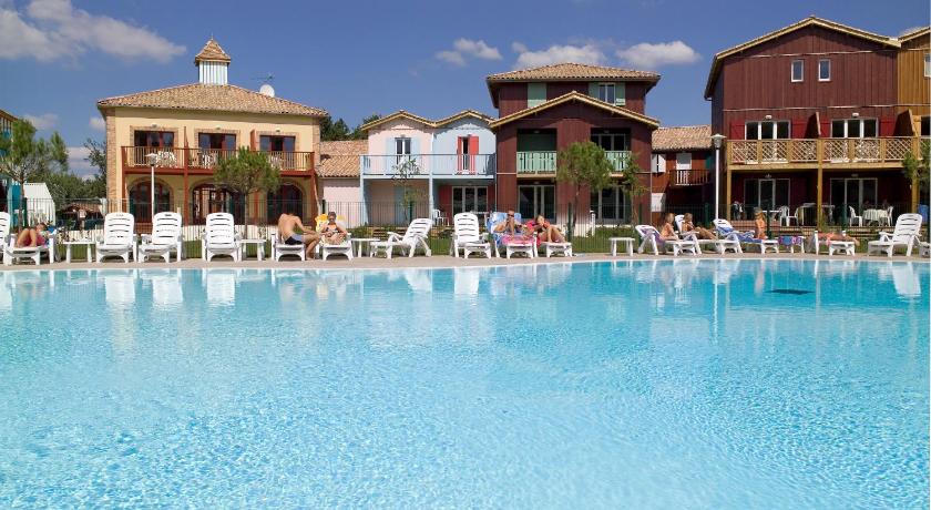 Madame Vacances Les Rives Marines — Hotel in Le Teich