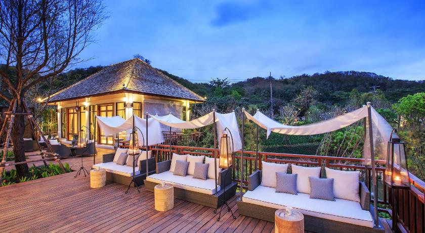 Khao Yai The Series Resort Khaoyai 5-Star Hotel lobby