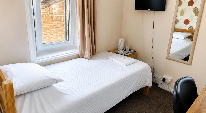 Image of Single Room 0