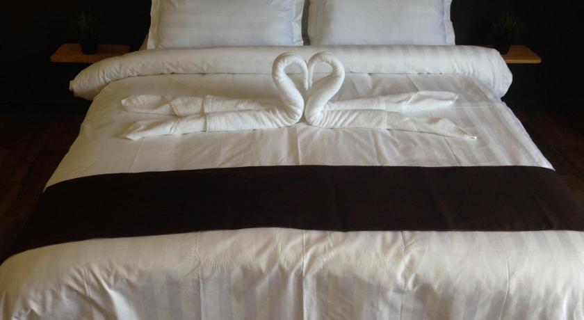 Image of Deluxe Room 9