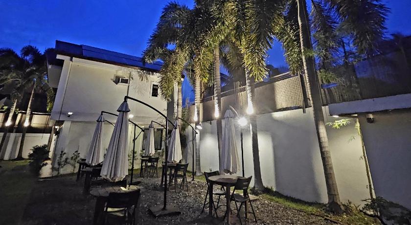 Cleon Villas Pension - image 8