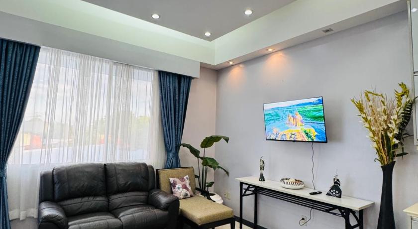 Image of Execuitve Suite 9