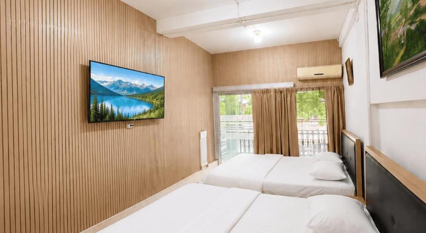 Enny's Guest House - image 5