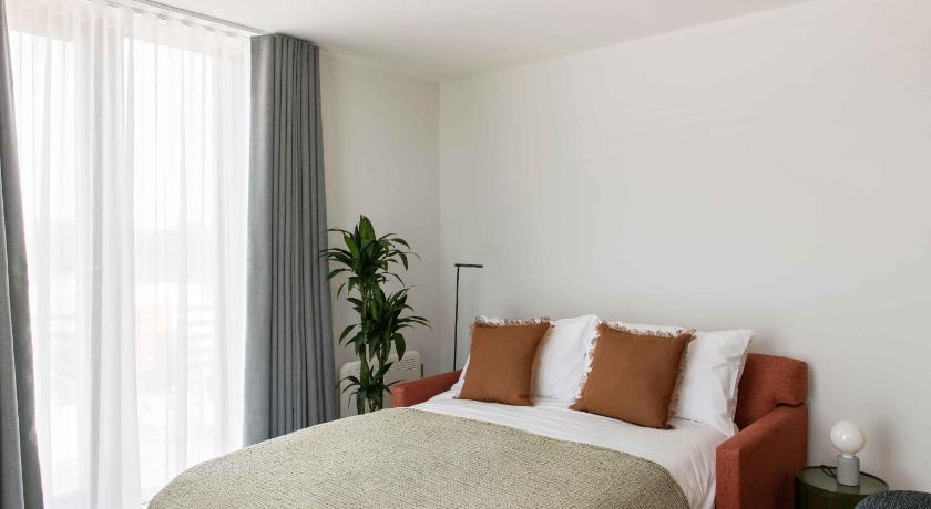 Image of 2 Bedroom Apartment 12