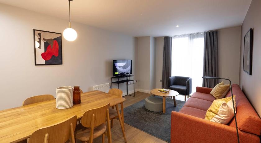 Image of Three Bedroom Apartment 6