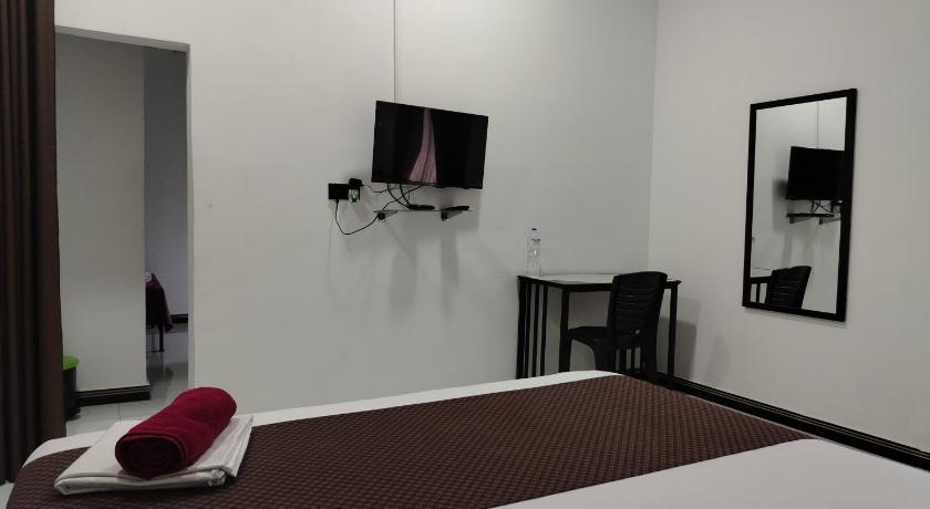 SSS Hotel - image 22