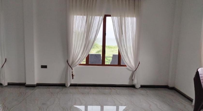 SSS Hotel - image 28