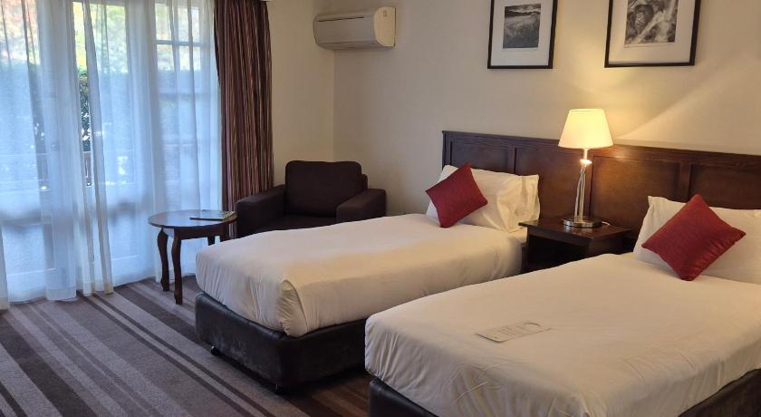 Image of Superior Twin Room 4