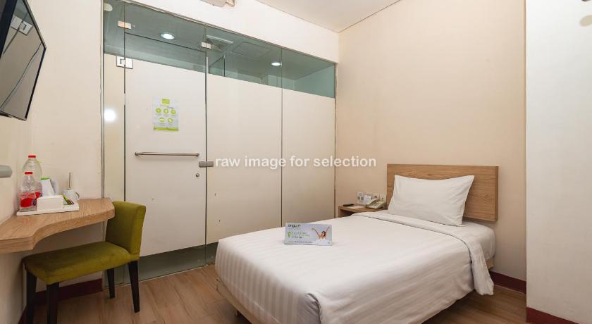 Image of Single Room 1