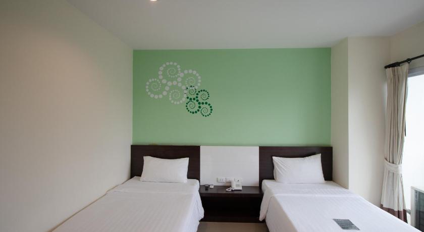 Image of Standard Twin Room 5