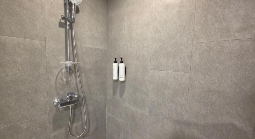 Image of Executive Suite 13