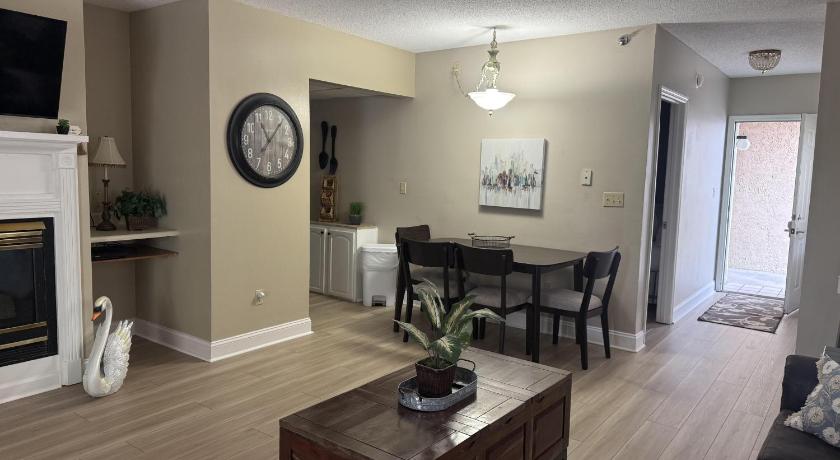 Image of Apartment 12