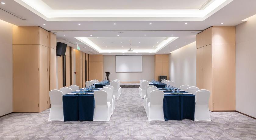 Holiday Inn Chongqing Guanyinqiao By IHG - image 25