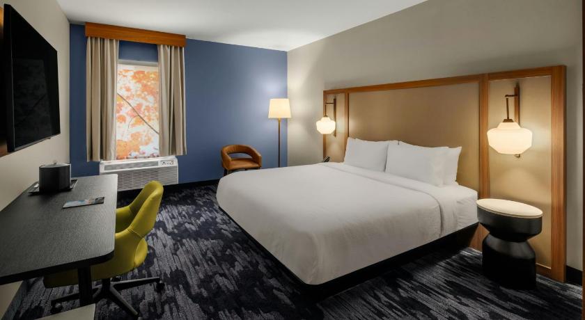 Image of King Room - Hearing Accessible 0