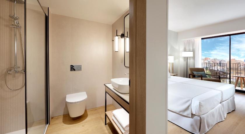 Szoba kétszemélyes ággyal - kilátással a medencére (Double Room with Pool View) fotója 3