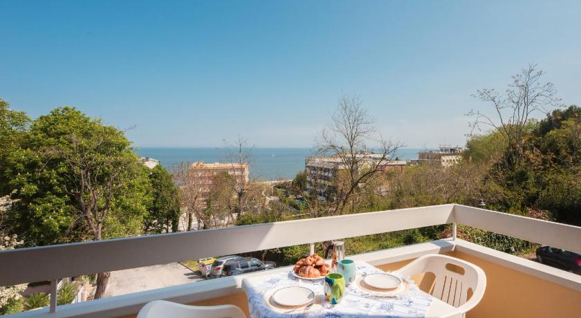 APPARTAMENTO -D-VISTA MARE con 2 CAMERE Residence Azzurro