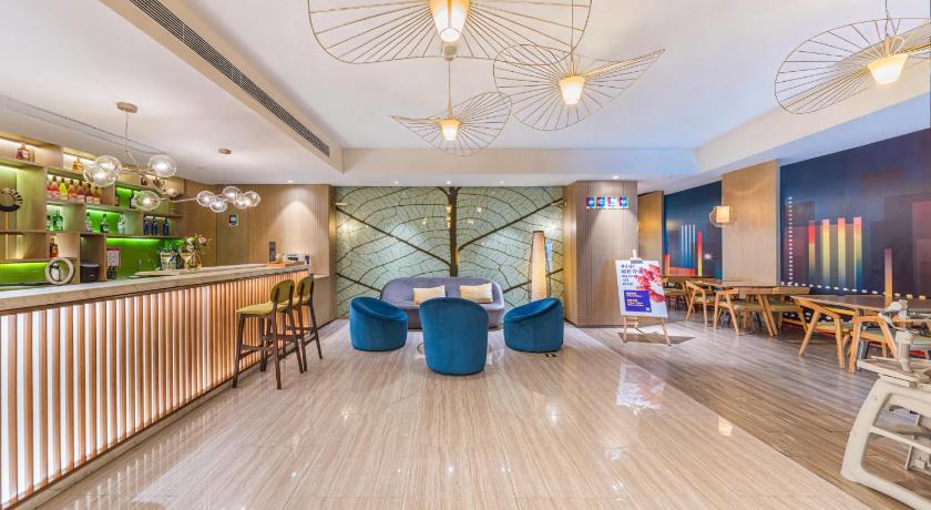 Ibis Styles Xiamen Zhongshan Road Walking Street Hotel - image 8