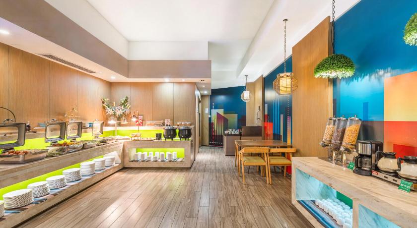 Ibis Styles Xiamen Zhongshan Road Walking Street Hotel - image 5