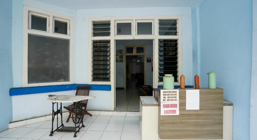 RedDoorz near Stasiun Lawang - image 19