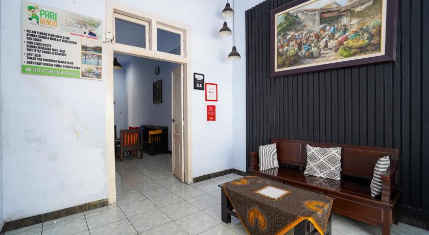 RedDoorz near Stasiun Lawang - image 15