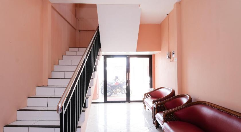 RedDoorz Syariah Miyona near Siliwangi Semarang - image 7