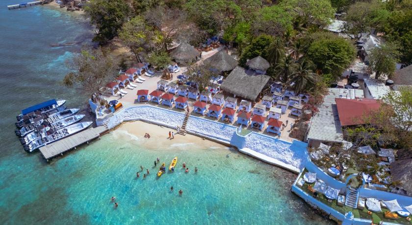 Bora Bora Beach Club Cartagena