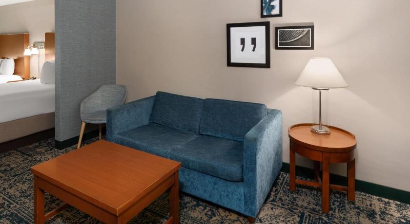 1 hálószobás queen lakosztály - nemdohányzó (One-Bedroom Queen Suite - Non-Smoking) fotója 2