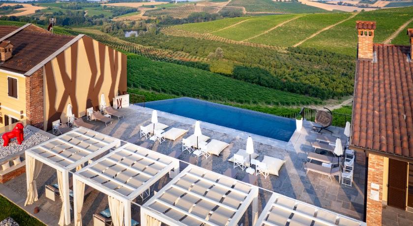 Montalbera Wine Suites - Adults Only
