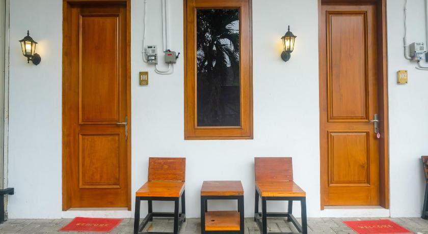 RedDoorz Near Simpang Lima Semarang - image 16