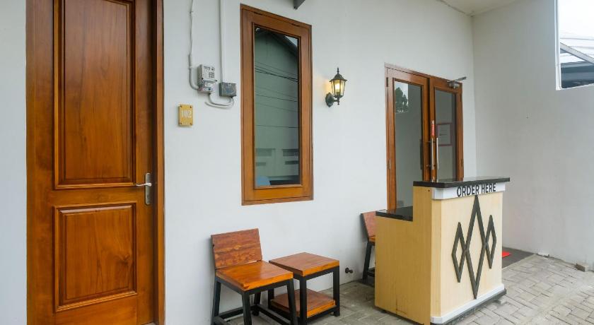 RedDoorz Near Simpang Lima Semarang - image 9