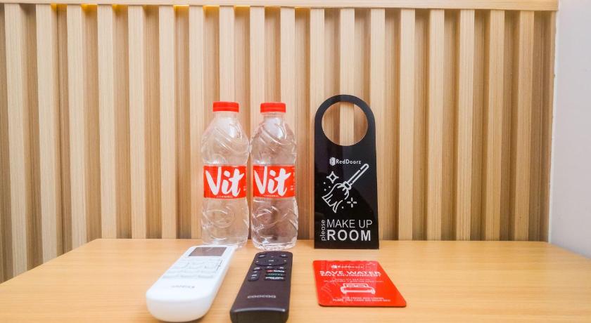 RedDoorz Near Simpang Lima Semarang - image 31