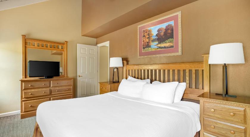 Image of Two-Bedroom Cottage 6