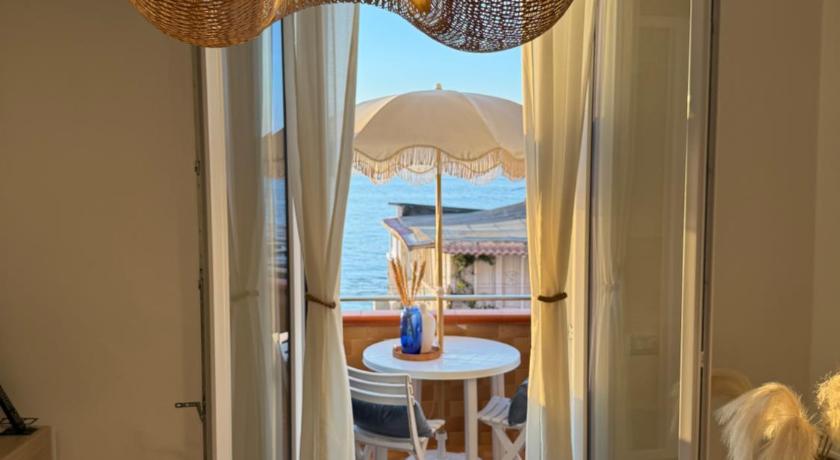 La finestra sul mare -fronte mare