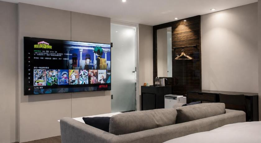 P&f Hotel - image 15