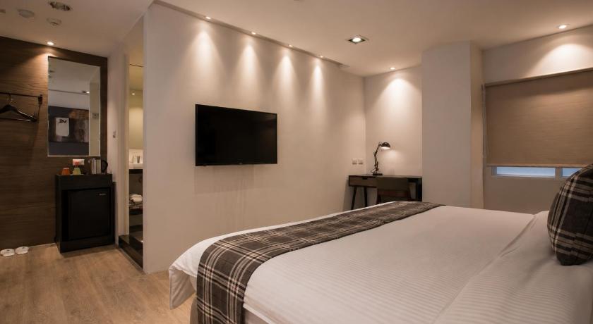 P&f Hotel - image 16