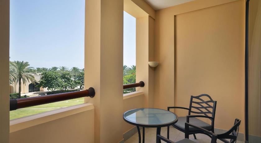 Image of King Deluxe Room 1