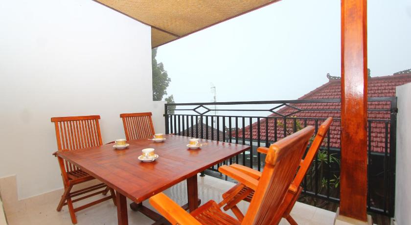 Adila Warung and Homestay photo
