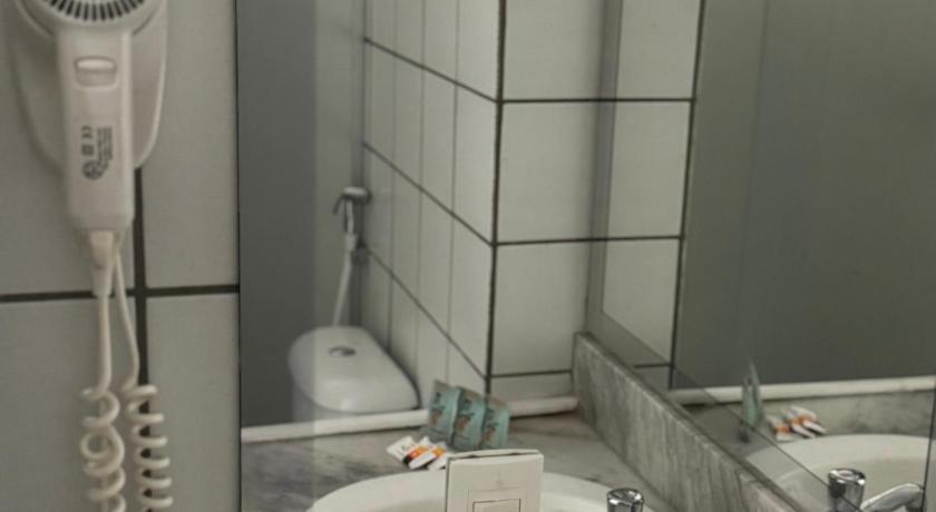Image of Standard Triple Room 3